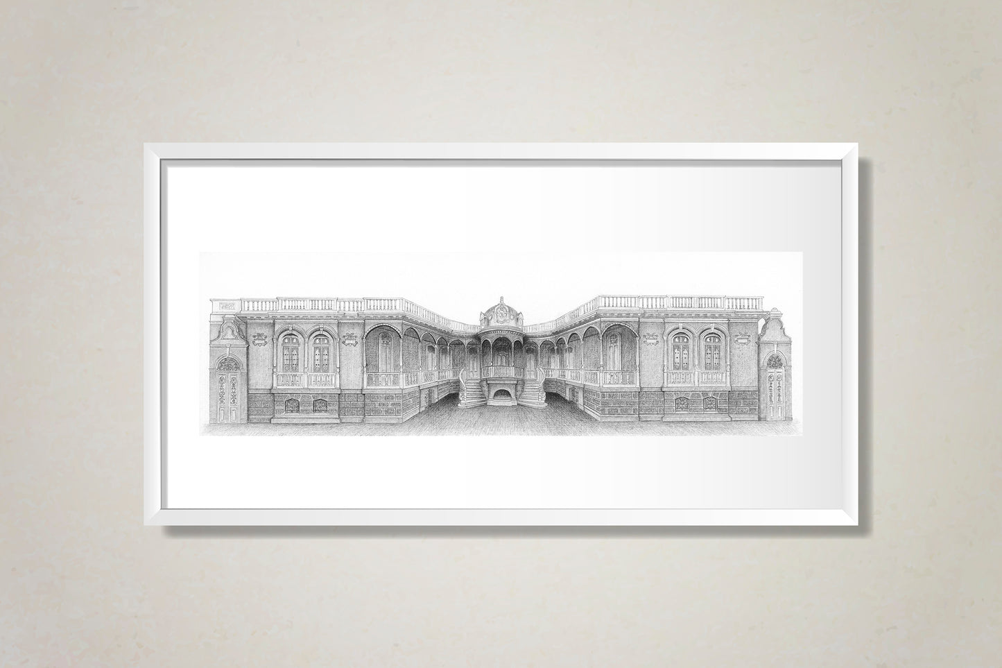 Mockup del dibujo arquitectónico de la Casona Rosell Ríos con marco blanco y paspartú blanco.